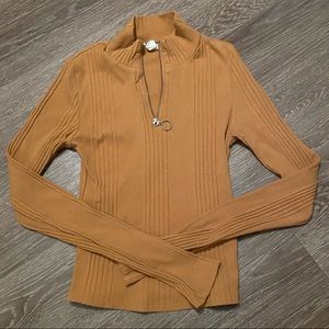 Long sleeve zipper top